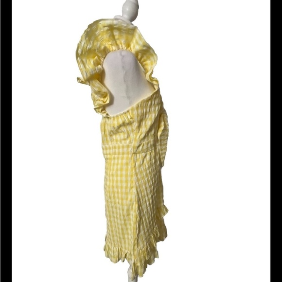 MABLE Yellow Gingham Cut Out Flirty Ruffle Sundress Large - Picture 4 of 8